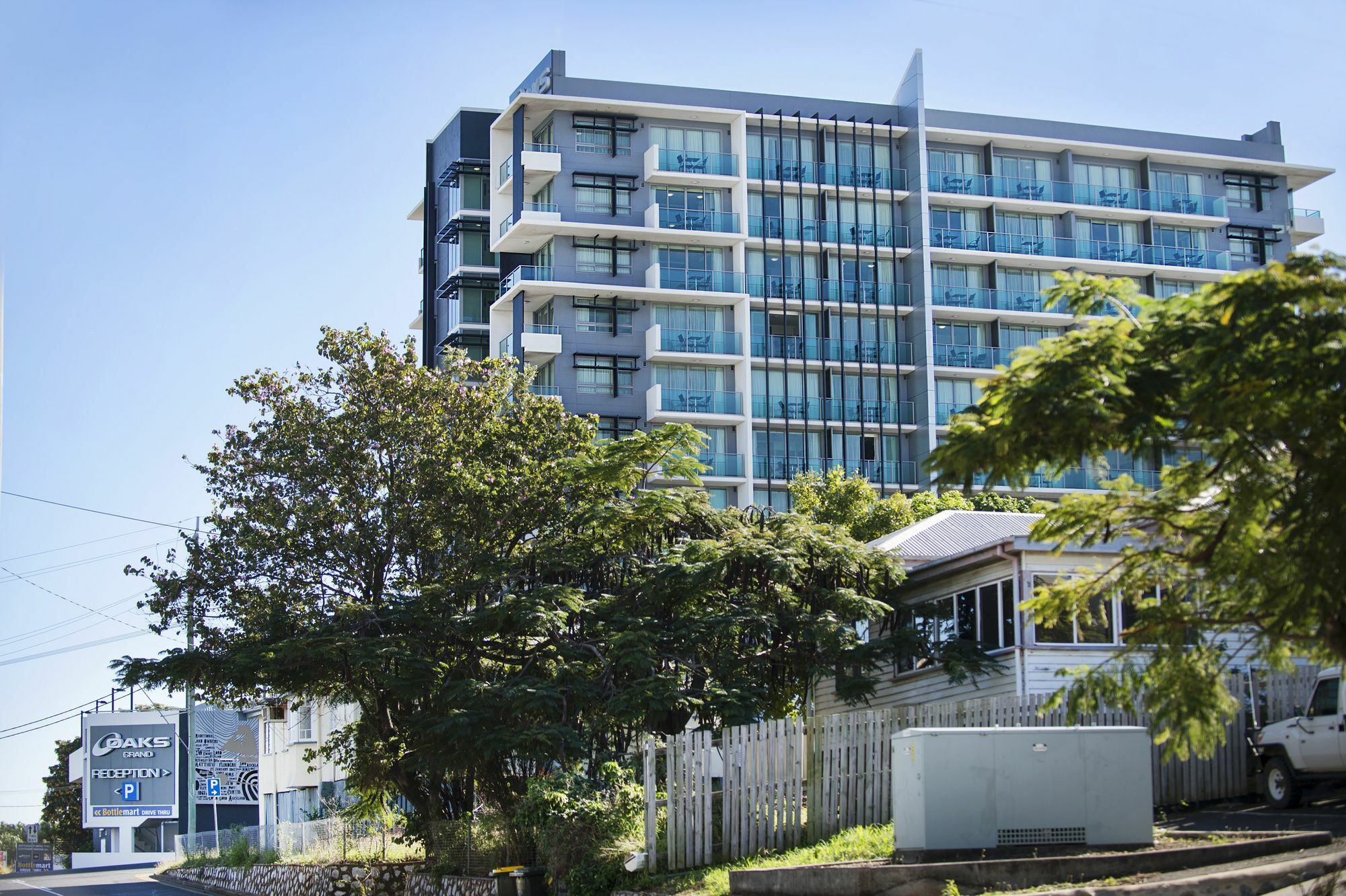 Oaks Gladstone Grand Hotel Exterior foto